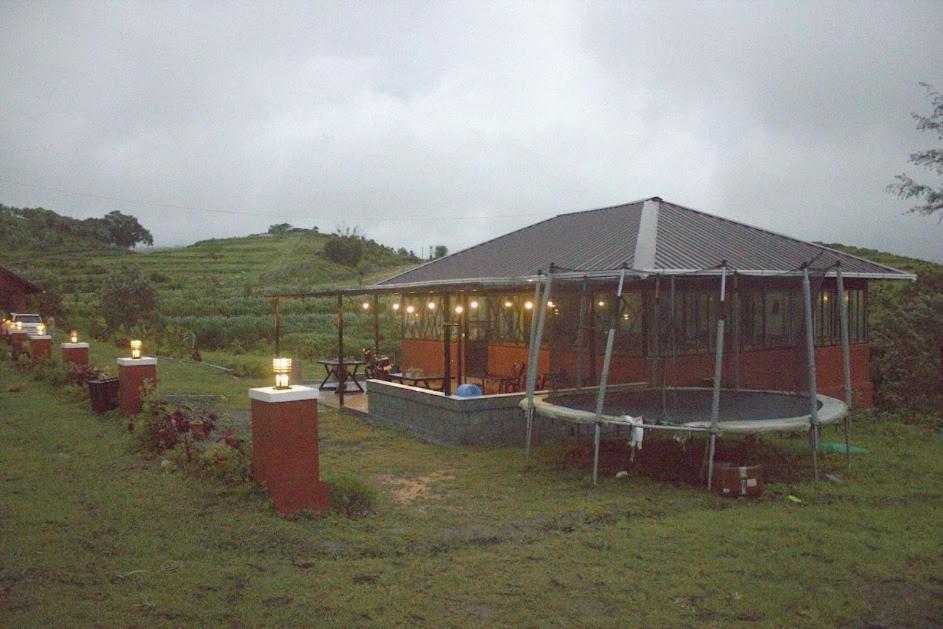 Misty Valley Resort Varagampadi Exteriör bild